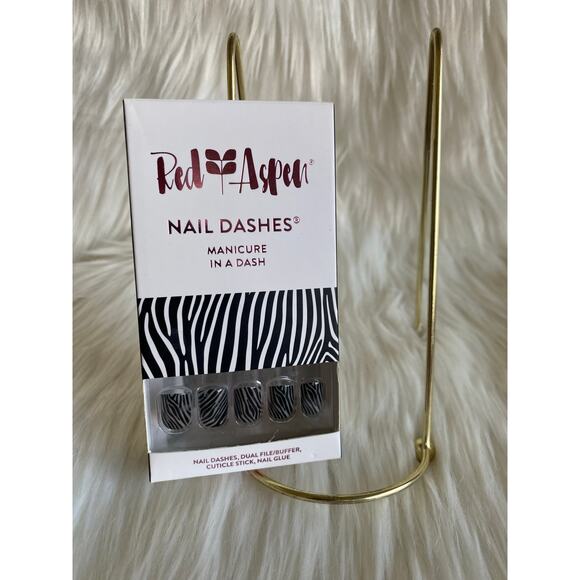 Red Aspen Nail Dashes- Stripes on Stripes, Zena - Picture 1 of 3